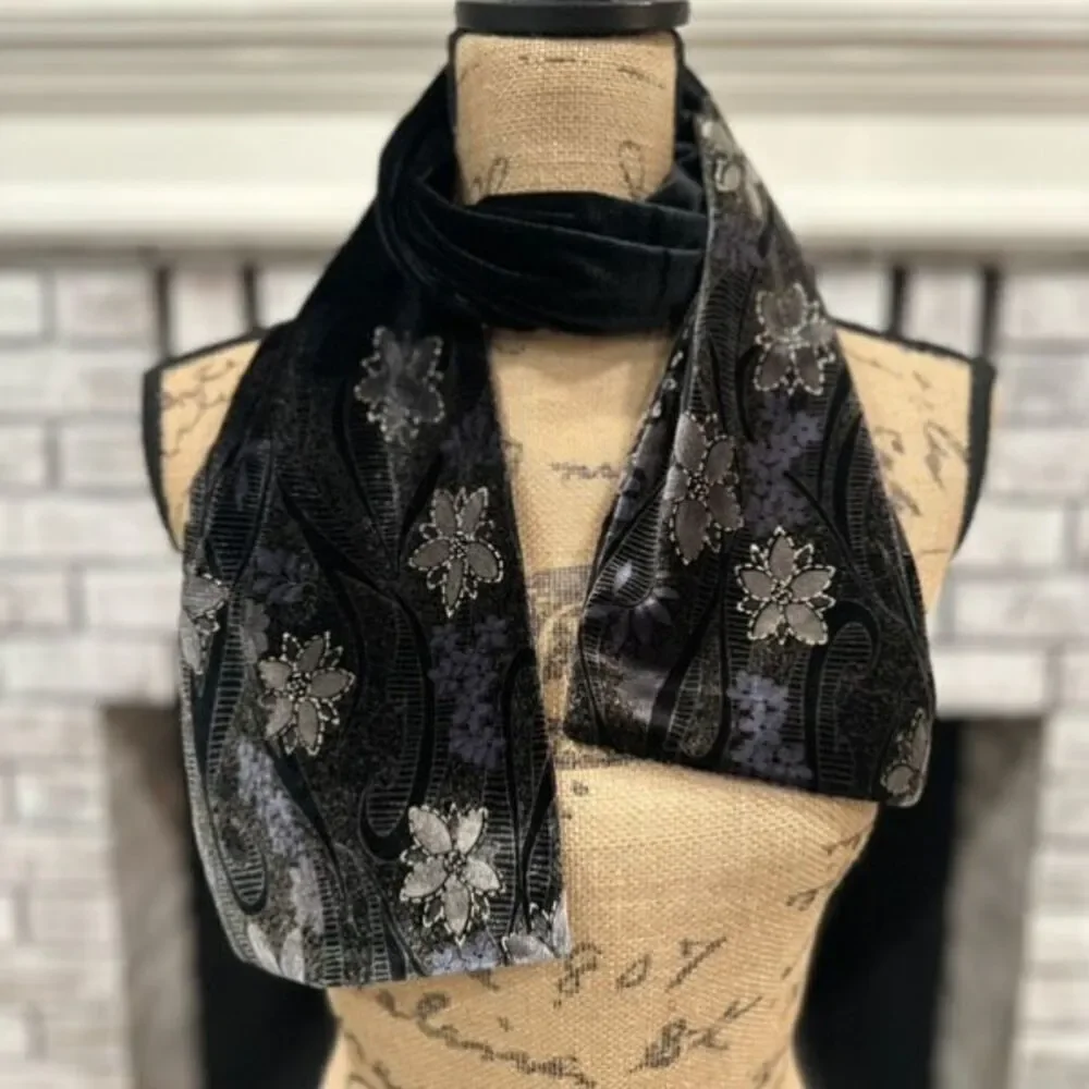 Stunning Vintage Black Velvet Embossed Scarf‎ Floral Fairy  Fairycore Whimsigoth